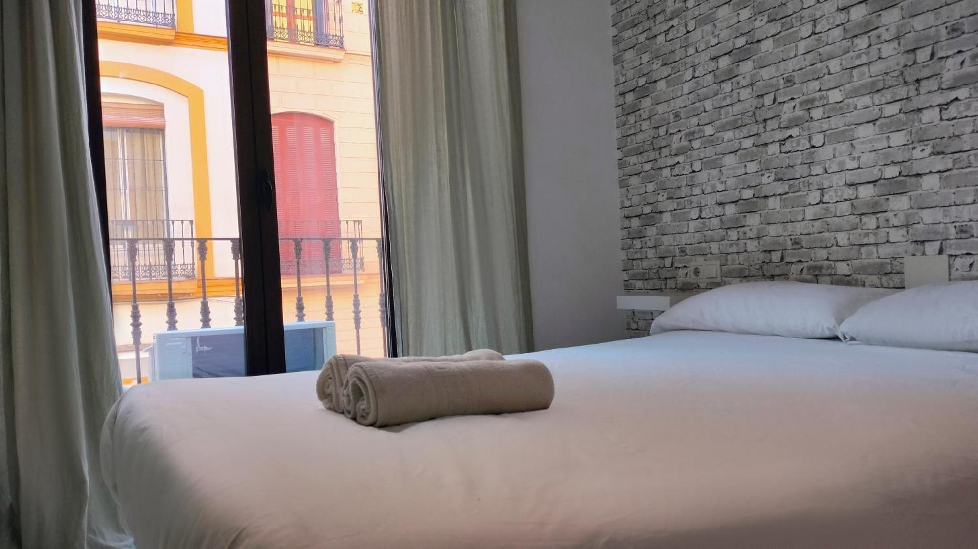 Apartamento En Sevilla Centro Con Vistas A La Plaza Alameda De Hercules - Hasta 7 Personas Екстер'єр фото